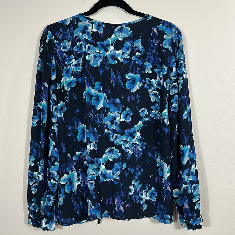 Ann Taylor Black Floral Feminine Tie Waist Longsleeve Lightweight Shirt Medium - Picture 2 of 9